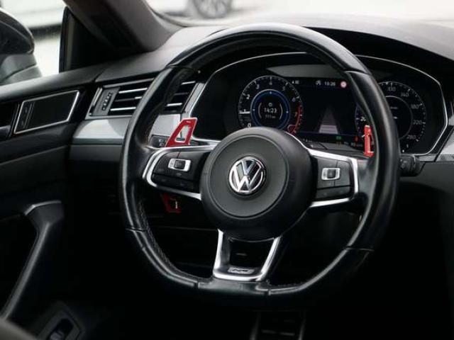 Volkswagen Arteon 1.5 TSI R-Line DSG COCKPIT NAVI-CAMERA DISTRONIC