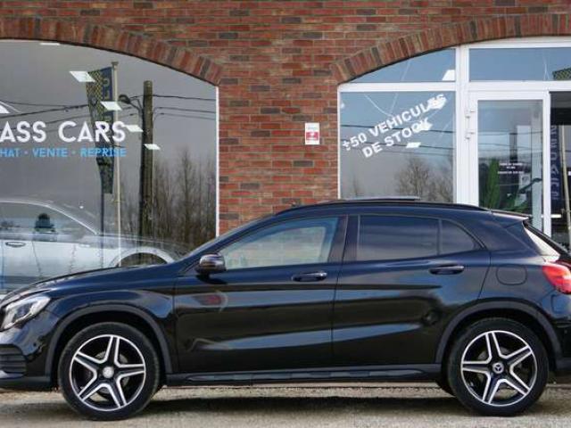 Mercedes-Benz GLA 200 d4-Matic PACK AMG TOIT-PANO COCKPIT NAVI LED RADAR