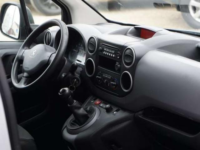 Peugeot Partner 1.6 BlueHDi L2H1 3PLACES CLIM CRUISE 1ERE MAIN 6B