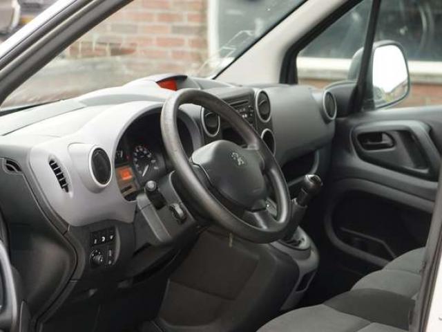 Peugeot Partner 1.6 BlueHDi L2H1 3PLACES CLIM CRUISE 1ERE MAIN 6B