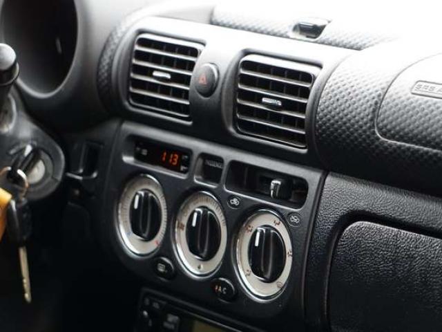 Toyota MR 2 1.8i VVT-i 16v CABRIO / SEQUENTIAL GEAR / CLIMA