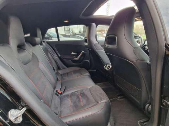 Mercedes-Benz CLA 180 AMG LINE PACK NIGHT / AUTO / PANO / CAM / FULL LED