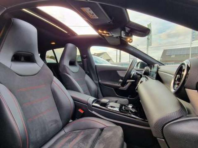 Mercedes-Benz CLA 180 AMG LINE PACK NIGHT / AUTO / PANO / CAM / FULL LED