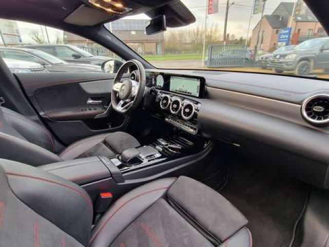 Mercedes-Benz CLA 180 AMG LINE PACK NIGHT / AUTO / PANO / CAM / FULL LED
