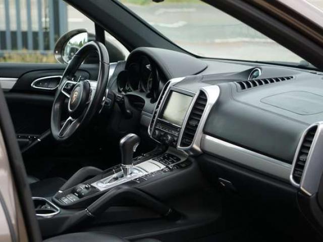 BMW X3 2.0 dA sDrive X-LINE AUTO PDC CLIMTRONIC FULL LED