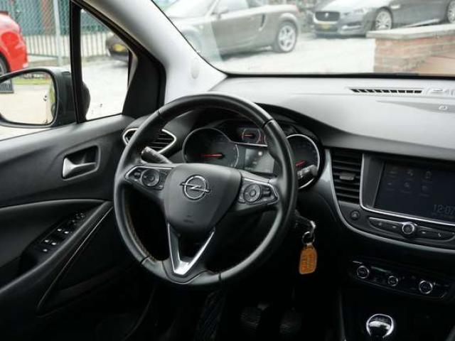 Peugeot 308 SW 1.5 BlueHDi GT Line NAVI CARPLAY KEYLESS CARNET