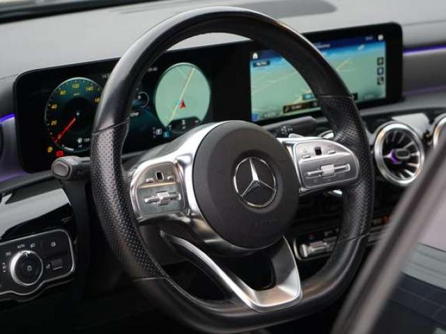 Mercedes-Benz CLA 180 d PACK AMG PANO MULTIBEAM CAM MOTEUR MERCEDES 6d
