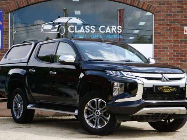 Land Rover Range Rover Velar 2.0 TD4 R-Dynamic TOIT-PANO ANGLE MORT FULL OP