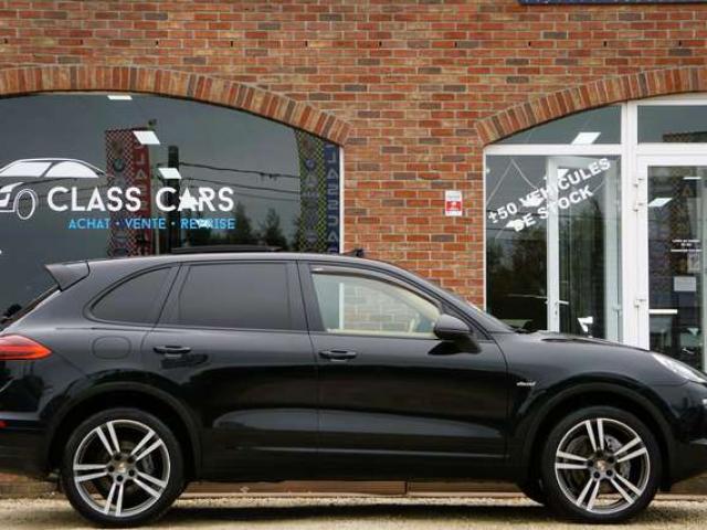 Porsche Cayenne 3.0 TD V6 Tiptronic S PANO NAVI BI-XENON PDC 6b