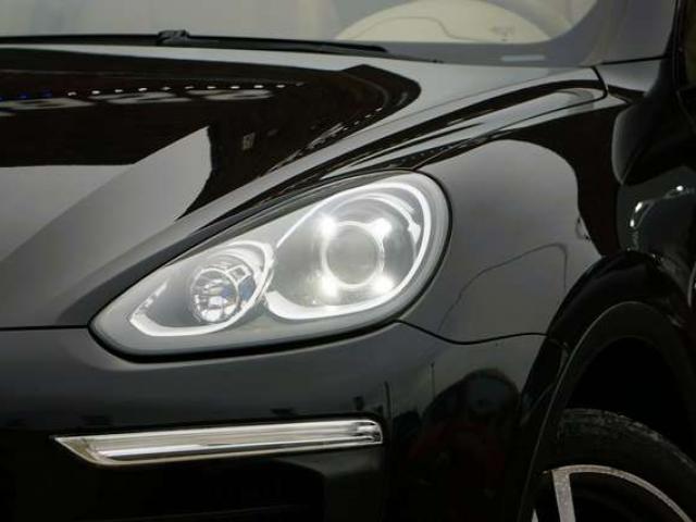 Porsche Cayenne 3.0 TD V6 Tiptronic S PANO NAVI BI-XENON PDC 6b