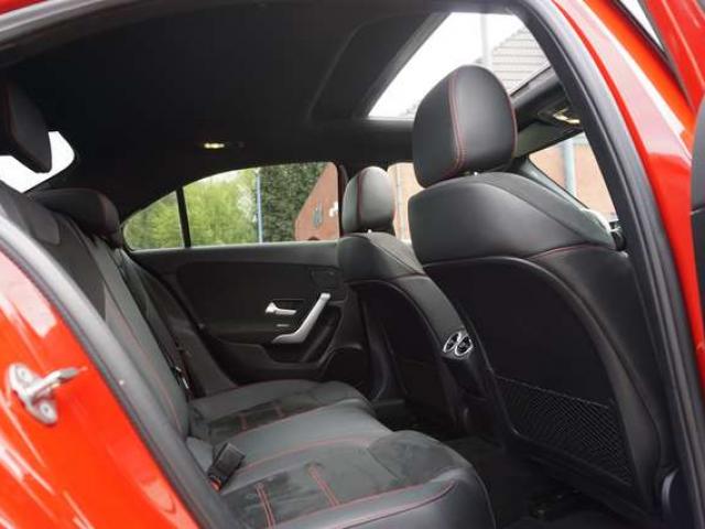 Mercedes-Benz A 180 d BERLINE PACK AMG-Bte AUTO-PANO-KEYLESS-LED-CAM