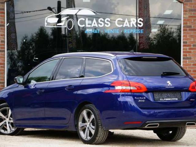 Volkswagen Golf GTI 2.0 TSI AKRAPOVIC PDC CLIM XENON NAVI CARNET EU5