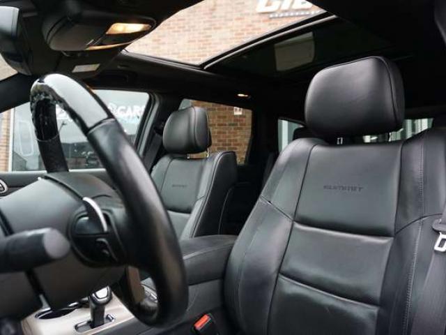 Jeep Grand Cherokee 3.0 V6 TD Summit TOIT-PANO XENON DISTRONIC LED 6B