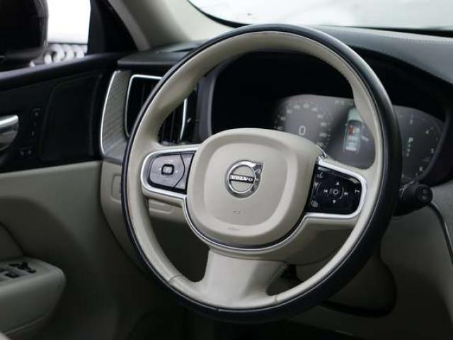 Volvo XC60 INSCRIPTION 2.0 D4 BOITE-AUTO TOIT-PANO NAVI-CAM