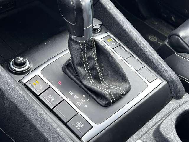 Land Rover Range Rover Velar 3.0 R-Dynamic HSE PANO COCKPIT NAVI CAM FULL