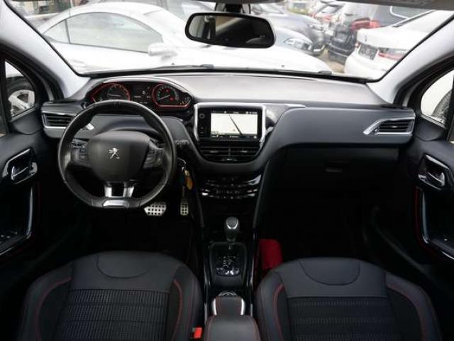 Peugeot 2008 1.2 PureTech GT Line AUTO NAVI CAMERA CARNET 6dT