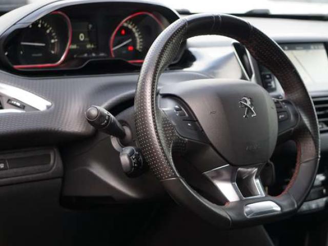 Peugeot 2008 1.2 PureTech GT Line AUTO NAVI CAMERA CARNET 6dT