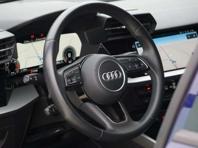 Audi A3 30 TDi 2.0 NAVI PDC CARPLAY CARNET COMPLET EURO 6d