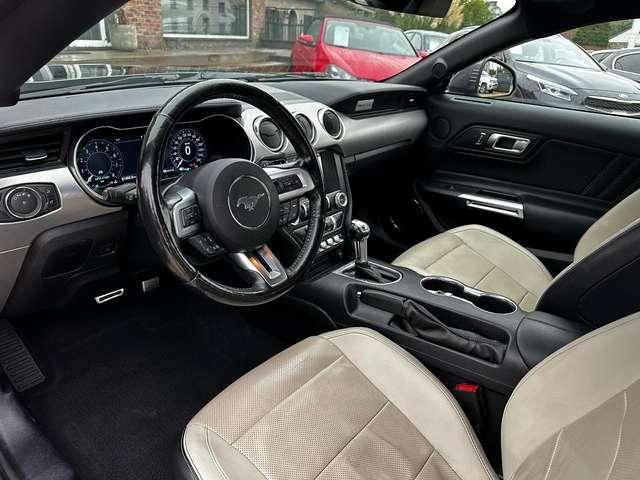 Ford Mustang 5.0 V8 GT FACELIFT-Bte AUTO-NAVI-CAM-CARNET FORD