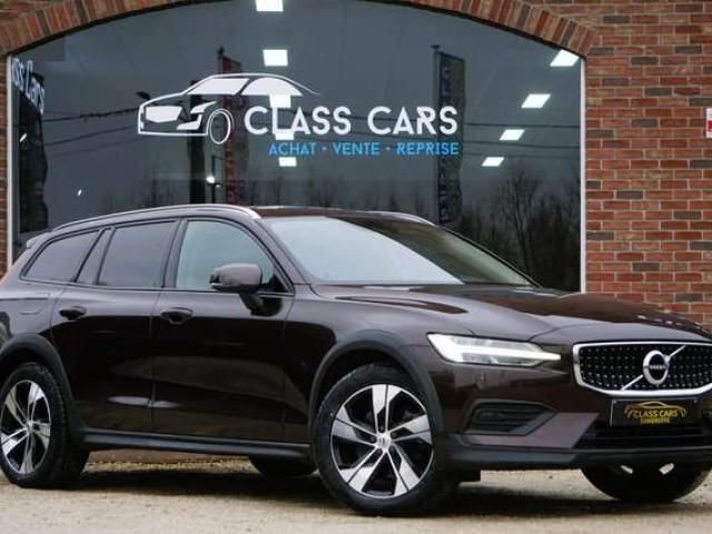 Volvo V60 Cross Country 2.0 D3 AWD Bte-AUTO COCKPIT NAVI-CAM CARPLAY 150CV