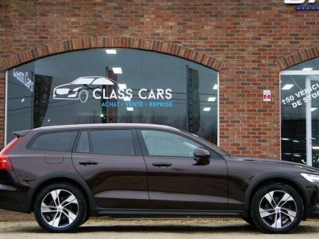 Volvo V60 Cross Country 2.0 D3 AWD Bte-AUTO COCKPIT NAVI-CAM CARPLAY 150CV