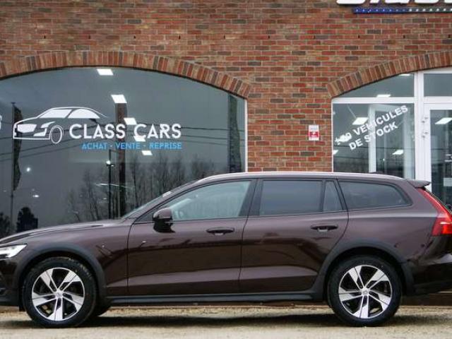 Volvo V60 Cross Country 2.0 D3 AWD Bte-AUTO COCKPIT NAVI-CAM CARPLAY 150CV