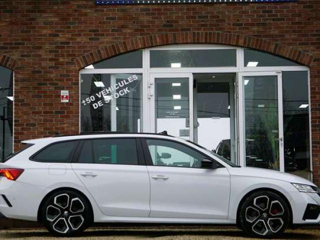 Skoda Octavia SW RS 2.0 TFSI 245CV COCKPIT DSG PANO CAM CARNET