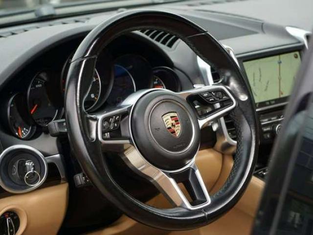 Porsche Cayenne 3.0 TD V6 Tiptronic S PANO CAMERA PNEUMATIQUE EUR6
