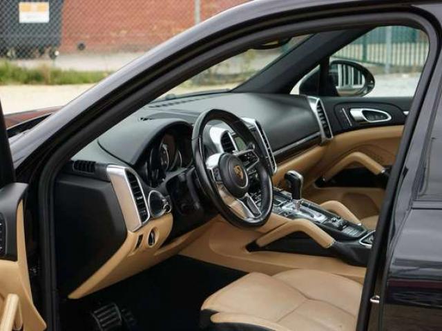 Porsche Cayenne 3.0 TD V6 Tiptronic S PANO CAMERA PNEUMATIQUE EUR6
