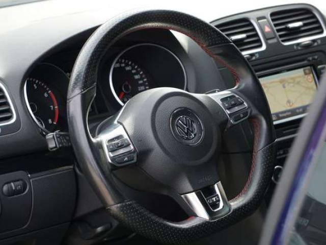 Volkswagen Golf GTI TSI DSG6 BI-XENON NAVI CLIMTRONIC PDC AV/AR