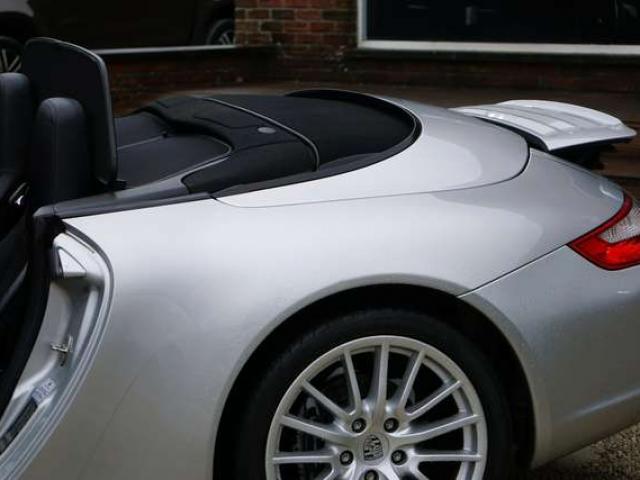 Porsche 911 Carrera 2 Cabriolet 3.6i NAVI CUIR CRUISE CARNET