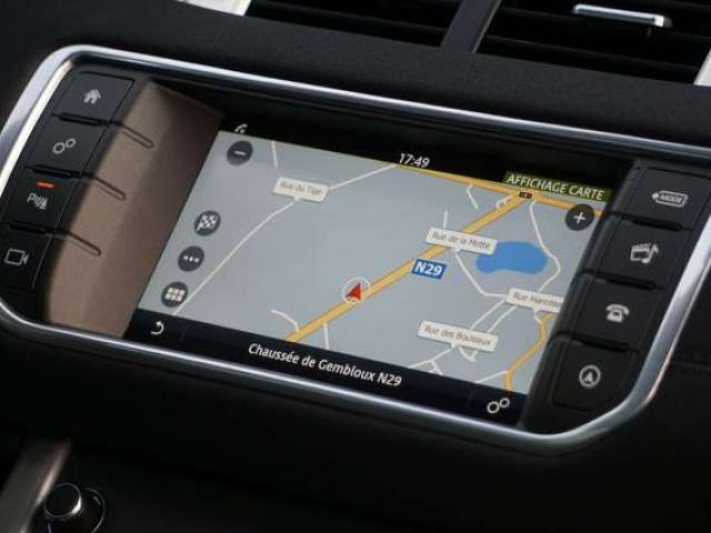 Land Rover Range Rover Evoque 2.0 TD4 2WD PANO CAM CLIM PDC CUIR CRUISE 6dt