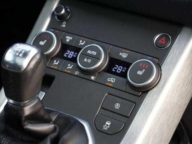 Land Rover Range Rover Evoque 2.0 TD4 2WD PANO CAM CLIM PDC CUIR CRUISE 6dt