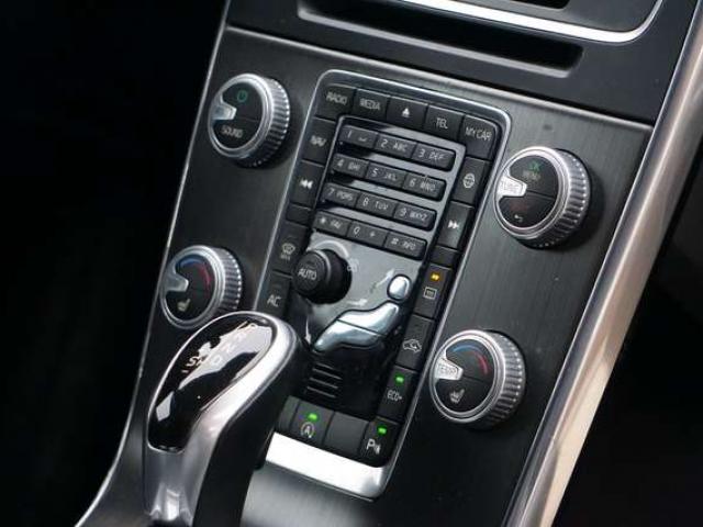 Volvo S60 1.5 T3 Momentum Boite AUTO Navi Clim Radars Carnet