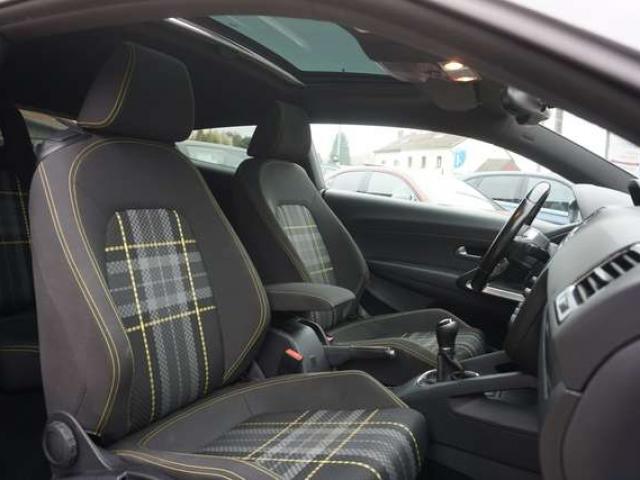 Volkswagen Scirocco 2.0 TSI CLUB TOIT OUVRANT XENON NAVI CAM CARNET 6B