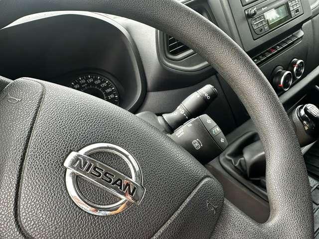 Nissan NV400 2.3 dCi CAMION HAYON ELECTRIQUE 3 PLACES