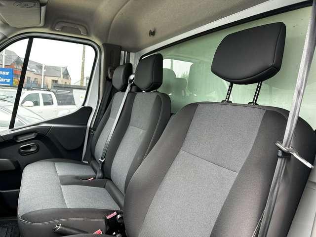 Nissan NV400 2.3 dCi CAMION HAYON ELECTRIQUE 3 PLACES