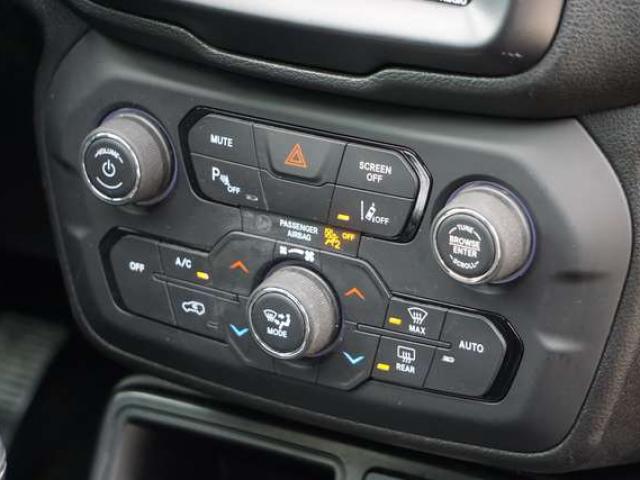 Jeep Renegade 1.0 T3 Limited Toit Pano Navi Camera Radars Clim