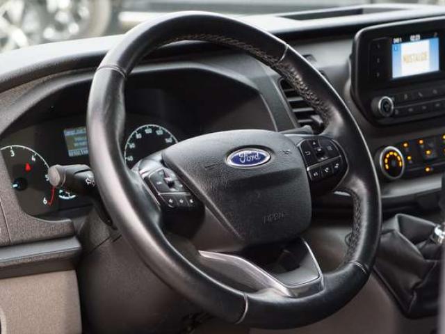 BMW X2 1.5iA sDrive18 PACK M AUTO NAVI CLIM PDC LED EU6dt