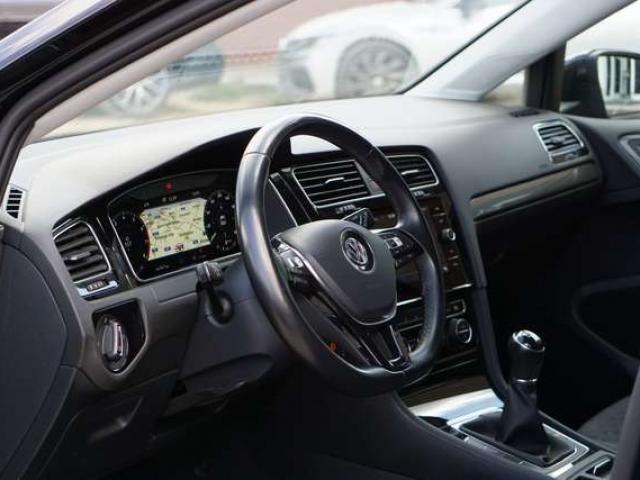 Volkswagen Golf 1.0 TSI R-LINE COCKPIT NAVI DISTRONIC CAM PDC 6d-T