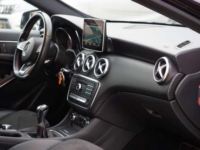 Mercedes-Benz A 180 Edition PACK-AMG / CARNET ENT / NAVI-CAM / 6B