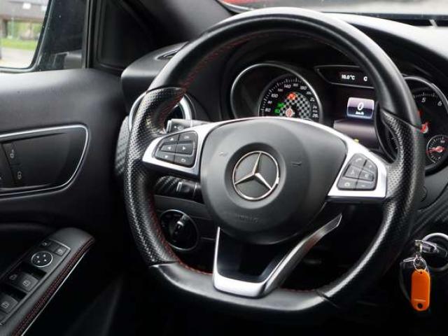Mercedes-Benz A 180 Edition PACK-AMG / CARNET ENT / NAVI-CAM / 6B
