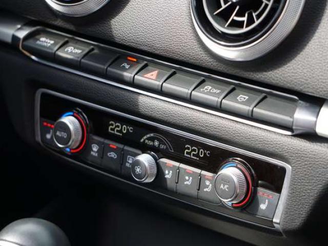 Mercedes-Benz B 180 d AMG LINE / AUTO / CAM / PDC / CIEL ETOILÉ /6d