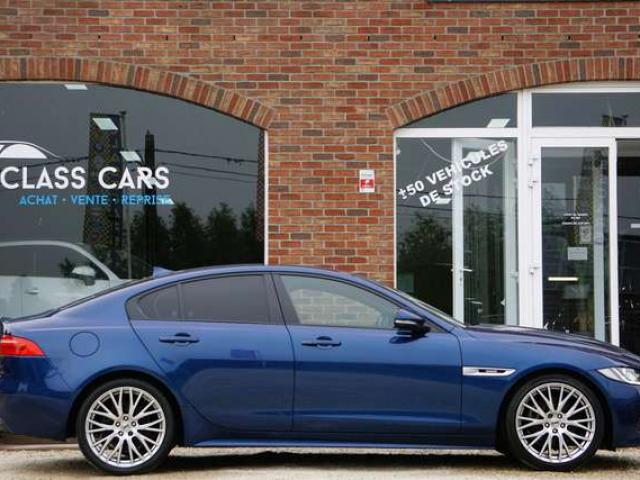 Jaguar XE 2.0 D R-SPORT AUTO BI-XENON CAM KEYLESS CARNET 6B