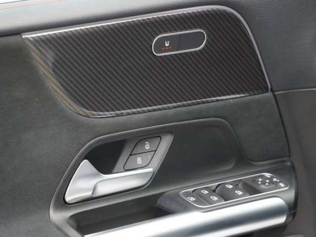 Mercedes-Benz B 180 d Business Bte-AUTO COCKPIT CAMERA PALETTES EU6d