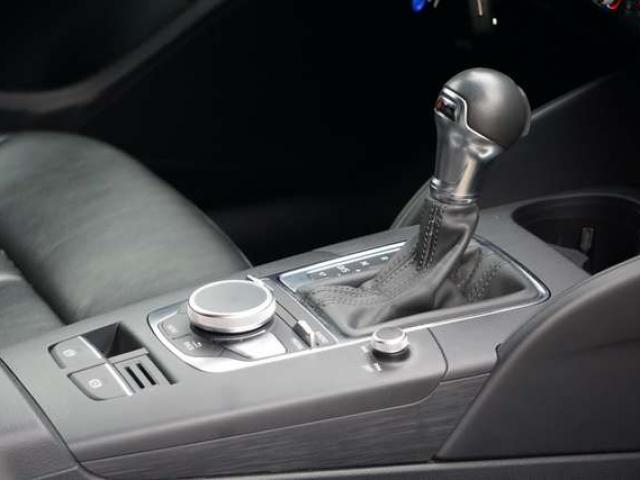Audi A3 30 TDi SPORTBACK S-LINE S-TRONIC COCKPIT NAVI 6dt