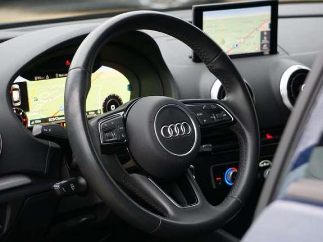 Audi A3 30 TDi SPORTBACK S-LINE S-TRONIC COCKPIT NAVI 6dt