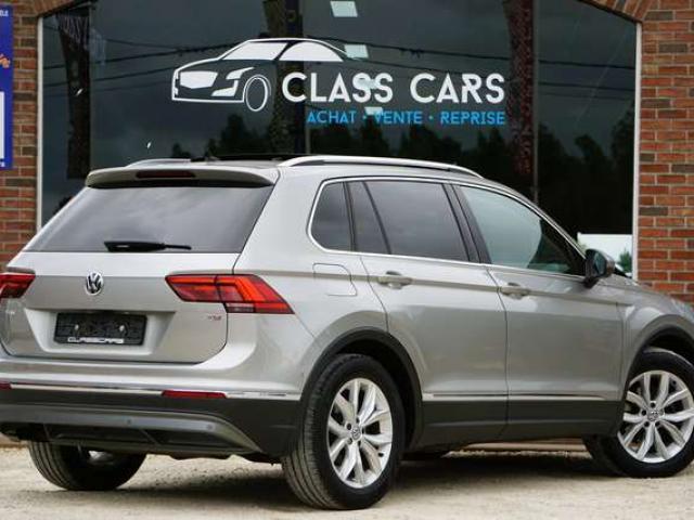Volkswagen Tiguan 1.4 TSI HIGHLINE COCKPIT DSG CAM360 PANO DISTRONIC