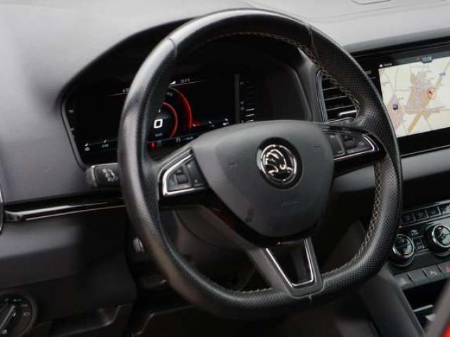 Skoda Karoq 2.0 TDi 4x4 Style DSG COCKPIT DISTRONIC NAVI-CAM