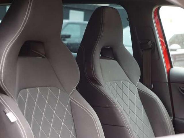 Skoda Karoq 2.0 TDi 4x4 Style DSG COCKPIT DISTRONIC NAVI-CAM